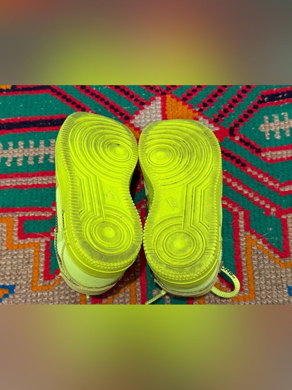 Nike Air Force 1 Low x Off-White in vibrant "Volt" toddler girls size 9 - Picture 9 of 10